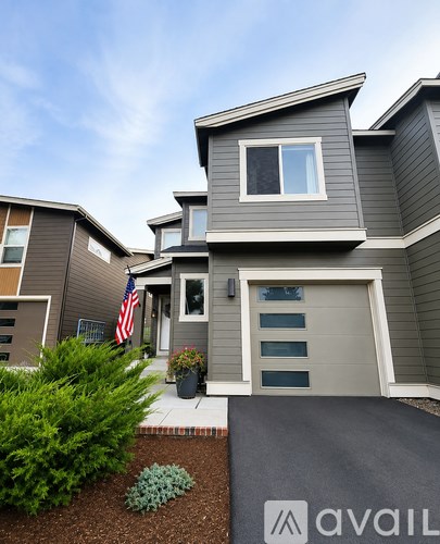 2359 Northwest Debron Lane 3 Beds Apartment for Rent