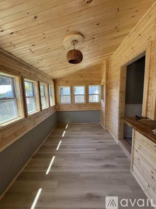 10 Poinciana Avenue 2 Beds Single Family Home for Rent - Photo gallery 3