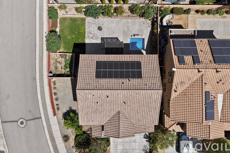 42 Monte Vista Drive Northeast 5 Beds Single Family Home for Rent - Photo gallery 4