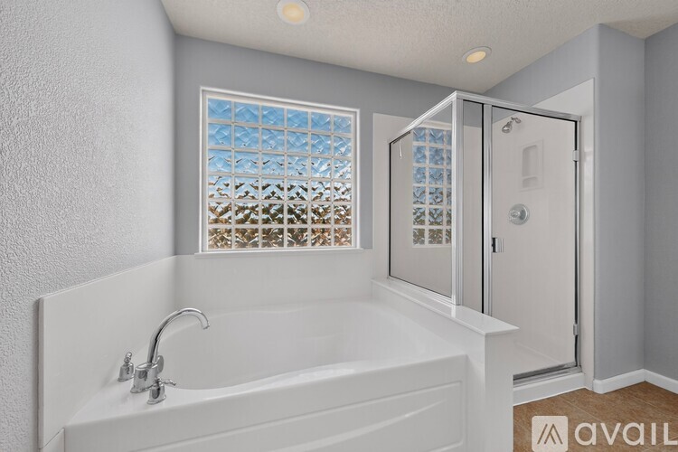 42 Monte Vista Drive Northeast 5 Beds Single Family Home for Rent - Photo gallery 5
