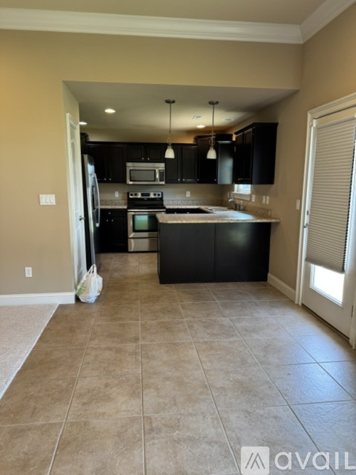 402 Belinda Alley 3 Beds Single Family Home for Rent - Photo gallery 5
