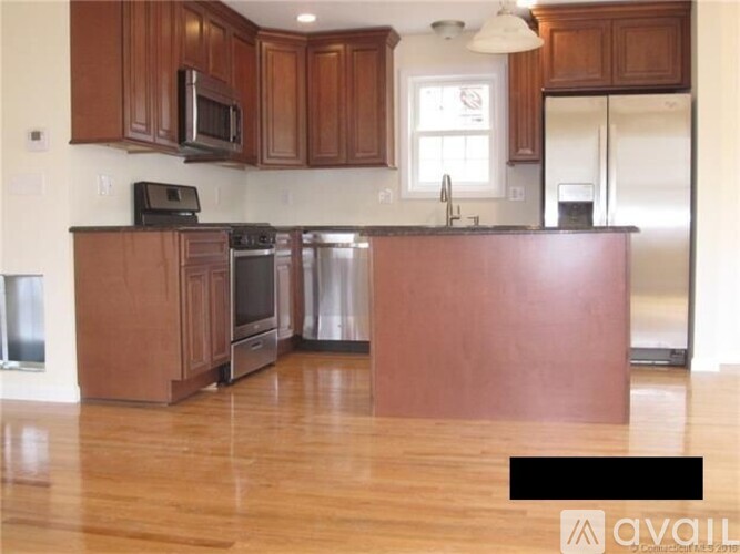 77 Borrmann Road 3 Beds Single Family Home for Rent - Photo gallery 5