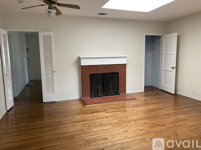 15220 Cullen Street 3 Beds Single Family Home for Rent - Photo gallery 3