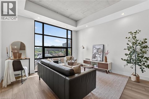 24 AUGUSTA Street Unit# 504 1 Apartment for Rent