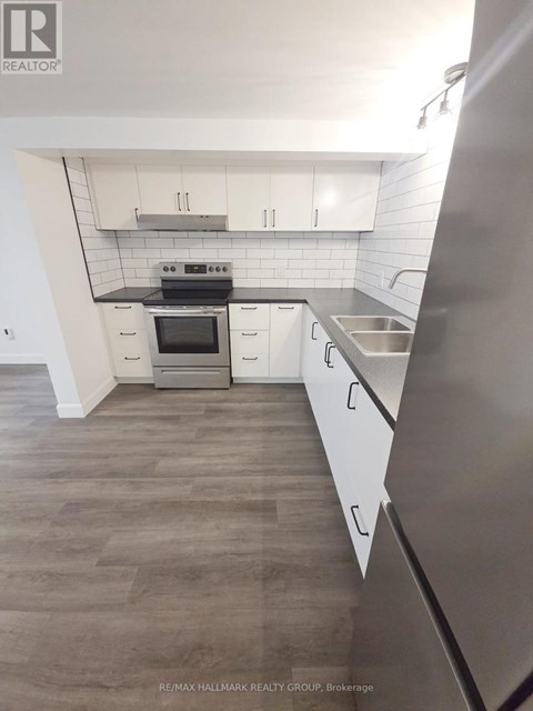 BASEMENT - 677 PRINCIPALE STREET W 2 Beds Apartment for Rent