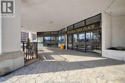 150 PARK West Unit# 816 2 Beds Apartment for Rent