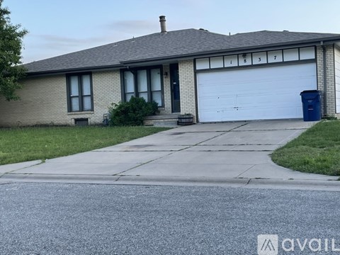 1837 South Griffith Street 3 Beds Apartment for Rent