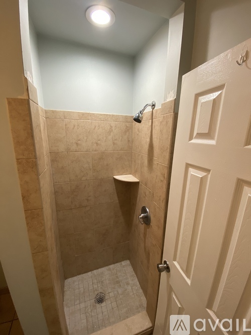 2143 North 29th Street 1 Apartment for Rent - Photo gallery 5