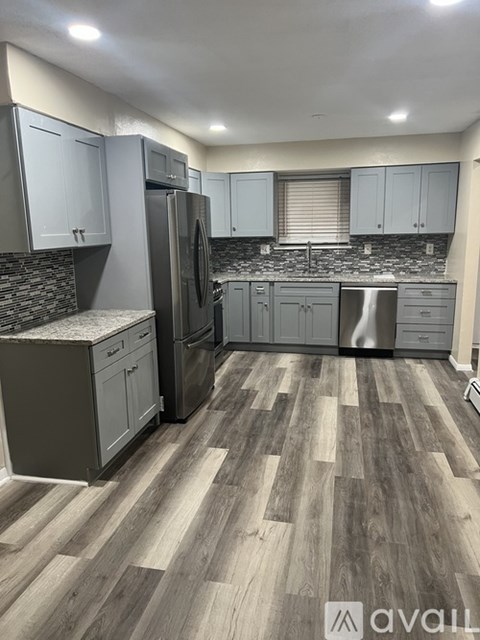 82 Sutton Place 2 Beds Apartment for Rent