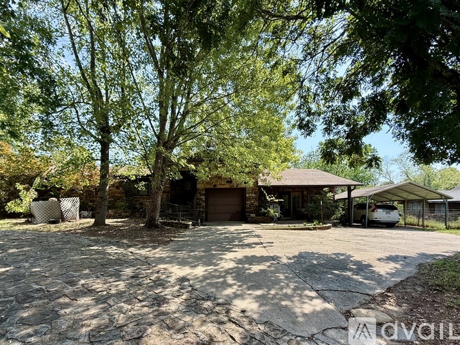 1014 Sycamore Street 3 Beds Single Family Home for Rent - Photo gallery 1