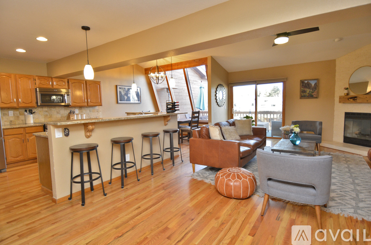 59 Ward Ct 3 Beds Townhouse for Rent - Photo gallery 2