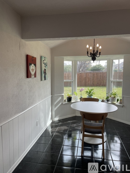 12252 Chapelview Dr 4 Beds Apartment for Rent - Photo gallery 4