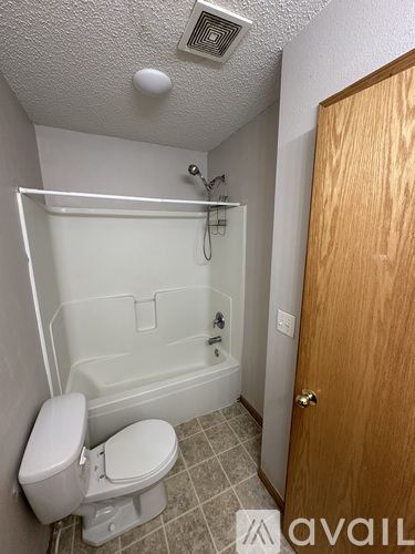 11429 16th Street Northeast 3 Beds Townhouse for Rent - Photo gallery 4