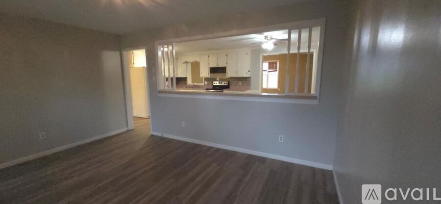 302 Johnson St 4 Beds Single Family Home for Rent - Photo gallery 5