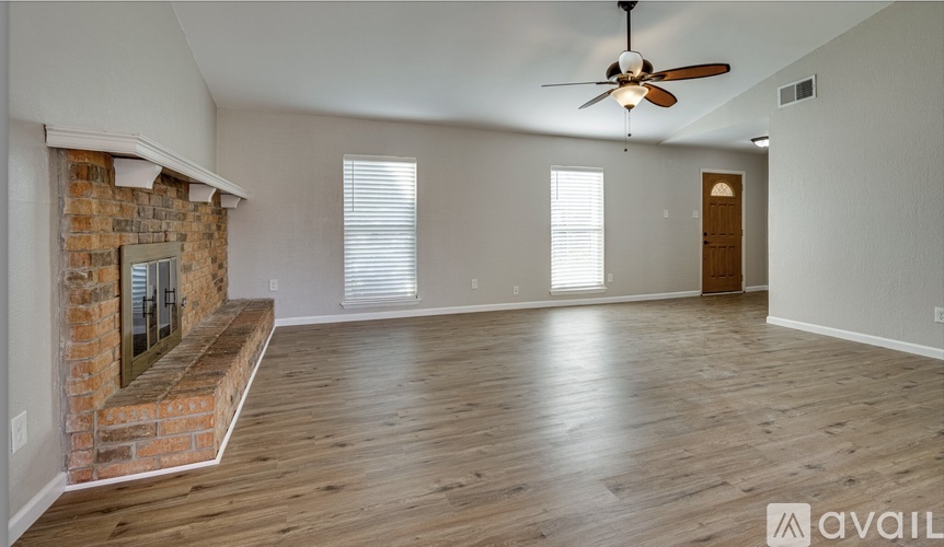 5117 Grady Ct 3 Beds Single Family Home for Rent - Photo gallery 3