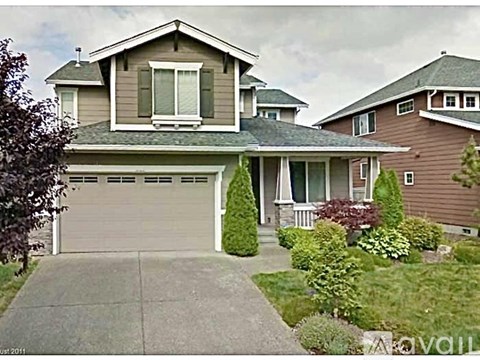 215 Chelan Avenue Northeast 4 Beds Apartment for Rent