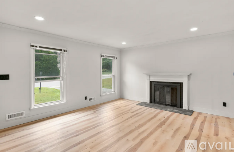 577 Brook Road 4 Beds Single Family Home for Rent - Photo gallery 4