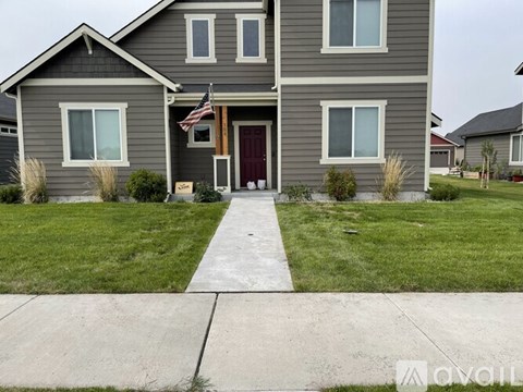 159 South Laurel Parkway 3 Beds Apartment for Rent