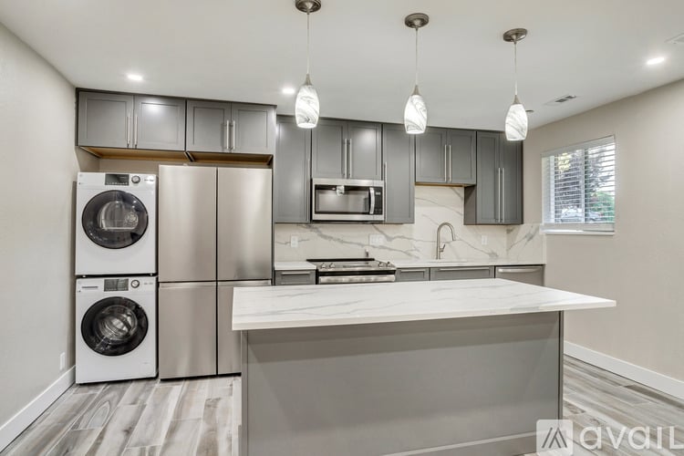 4371 S Fairbourne Ave 2 Beds Apartment for Rent - Photo gallery 2