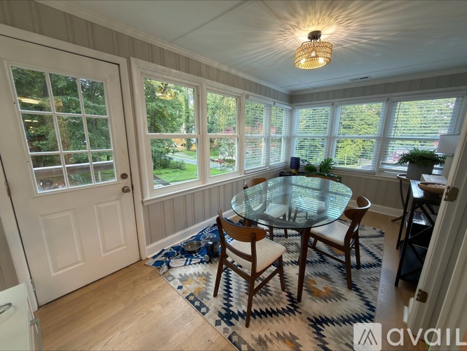 6326 Hickory Road 2 Beds Single Family Home for Rent - Photo gallery 4