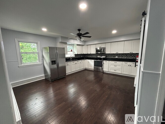 600 Ashwood Ave 2 Beds Apartment for Rent - Photo gallery 2