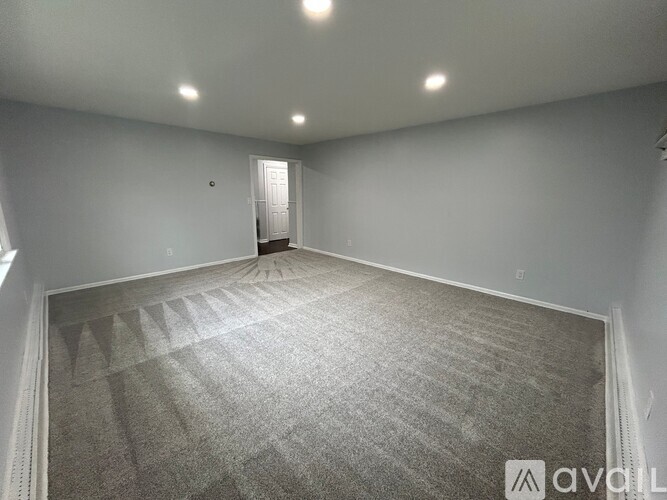 600 Ashwood Ave 2 Beds Apartment for Rent - Photo gallery 3