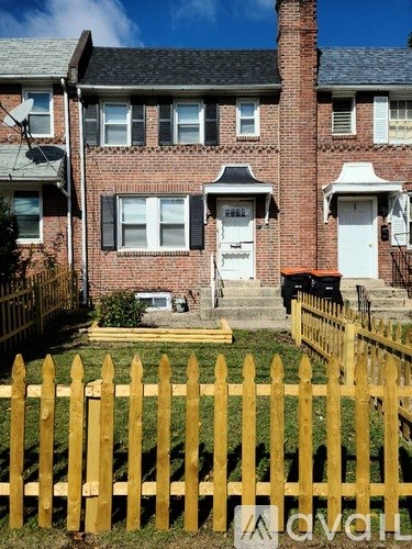 216 Meade Street 3 Beds Apartment for Rent