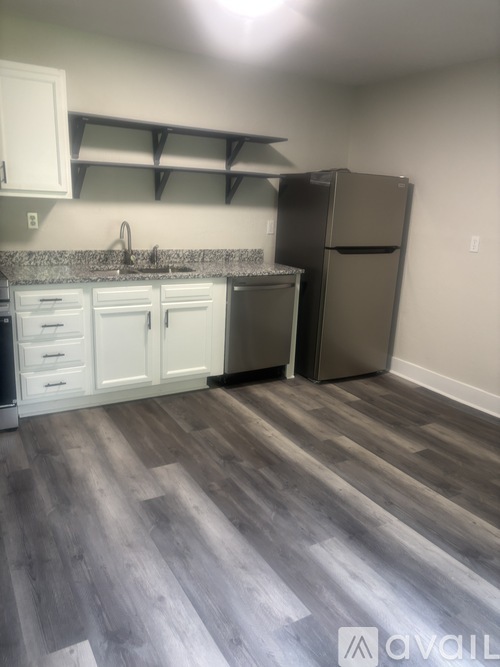 51 Mullis Street 1 Condo for Rent - Photo gallery 2
