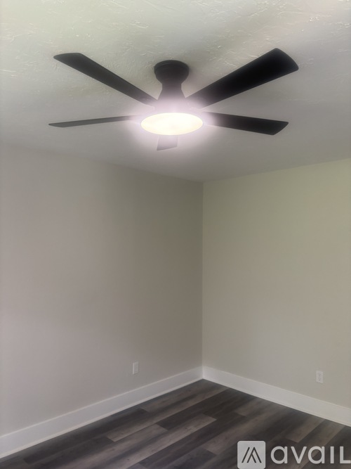 51 Mullis Street 1 Condo for Rent - Photo gallery 3