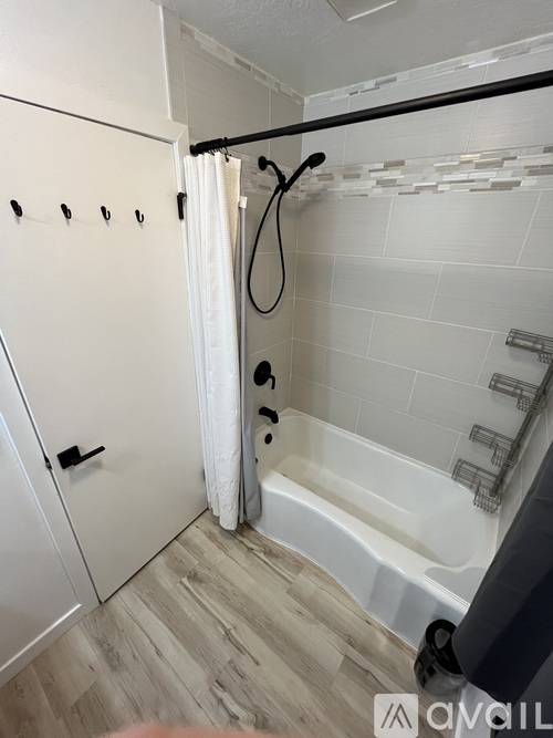 239 E 5900 S 3 Beds Apartment for Rent - Photo gallery 5