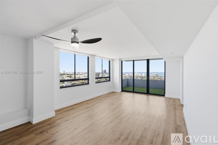 1330 West Ave 2 Beds Apartment for Rent - Photo gallery 2