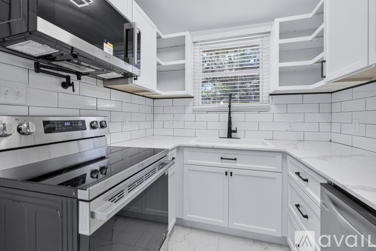 2118 E Gwinnett St 3 Beds Apartment for Rent - Photo gallery 2