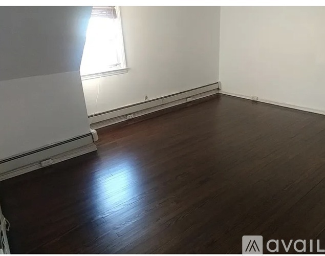 137 Birch Street 1 Single Family Home for Rent - Photo gallery 3