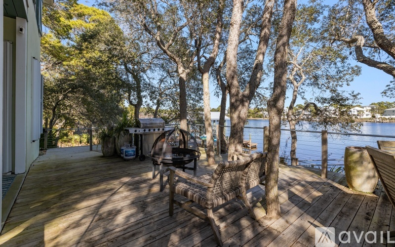 259 Center Avenue 4 Beds Single Family Home for Rent - Photo gallery 3