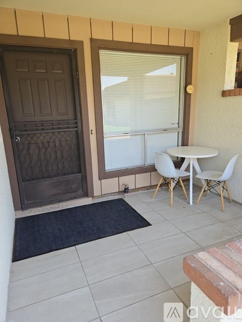 8101 N 107Th Ave 2 Beds Apartment for Rent