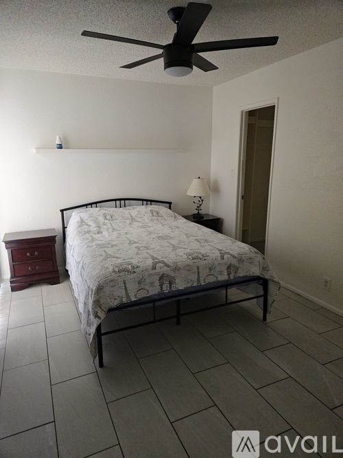 8101 N 107th Ave 2 Beds Townhouse for Rent - Photo gallery 4