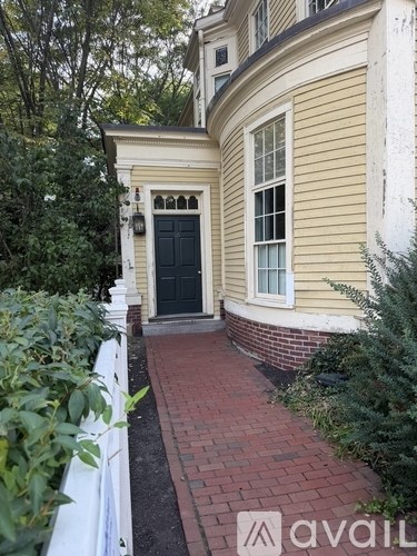 26 Garden St 2 Beds Apartment for Rent