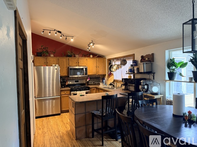 57 Spring Beauty Drive 3 Beds Single Family Home for Rent - Photo gallery 4
