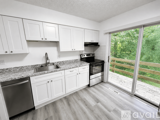918 Pierce Rd 3 Beds Apartment for Rent - Photo gallery 4