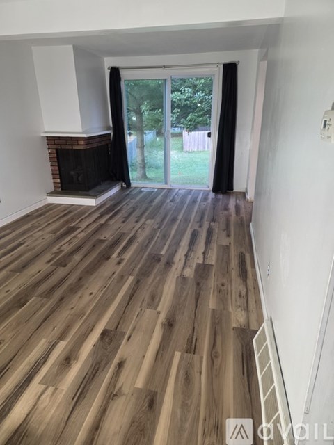 8097 Weblank Way 3 Beds Apartment for Rent