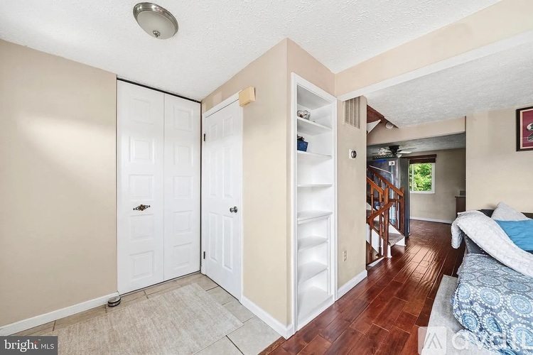 7037 Hames Court 3 Beds Townhouse for Rent - Photo gallery 4