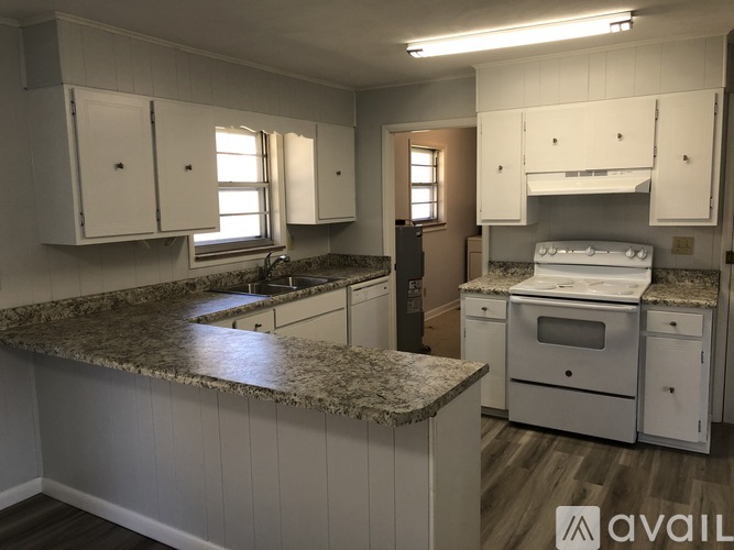 909 Martingale Drive 3 Beds Single Family Home for Rent - Photo gallery 4