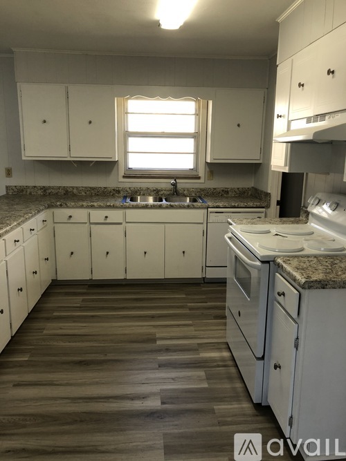 909 Martingale Drive 3 Beds Single Family Home for Rent - Photo gallery 5