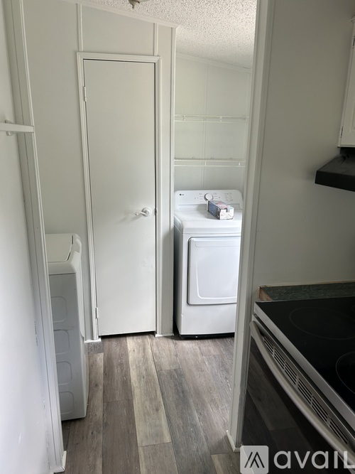 1200 Southeast 95th Street 2 Beds Single Family Home for Rent - Photo gallery 5