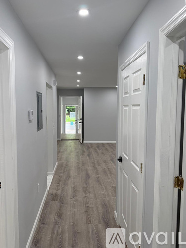 285 Rose Street 2 Beds Single Family Home for Rent - Photo gallery 1