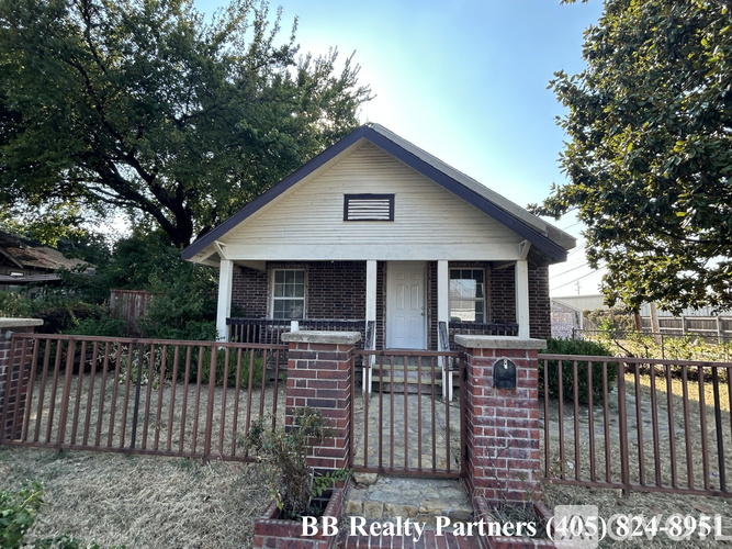 1108 S Atlanta Pl 3 Beds Single Family Home for Rent - Photo gallery 1