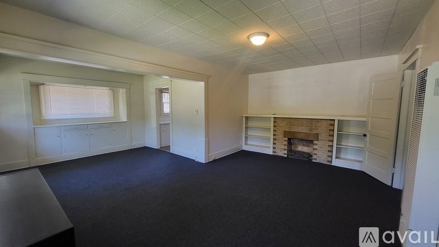 230 West Palm Avenue 3 Beds Single Family Home for Rent - Photo gallery 2