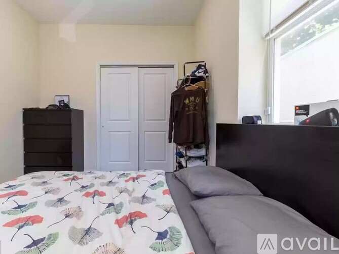1147 S 26th St 1 Apartment for Rent - Photo gallery 4