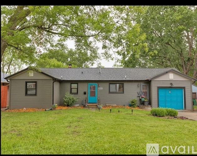 1414 68th St 3 Beds Apartment for Rent - Photo gallery 1