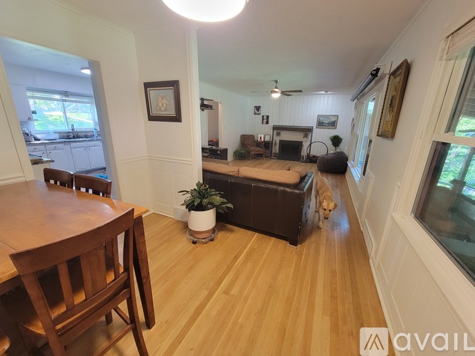 1414 68th St 3 Beds Apartment for Rent - Photo gallery 5